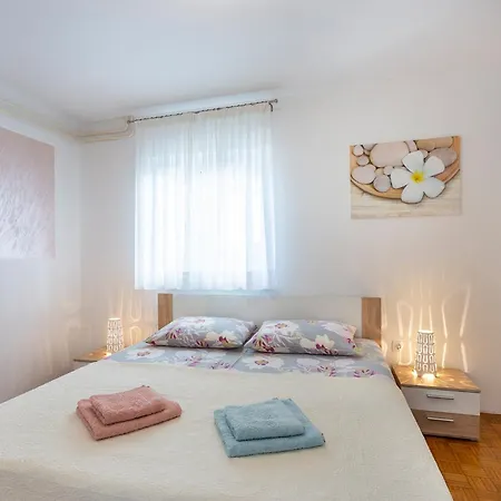 Guest house Perka Near
