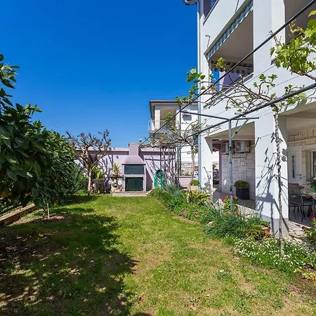 Perka Near בית הארחה