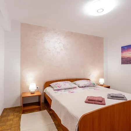 Perka Near בית הארחה 3*